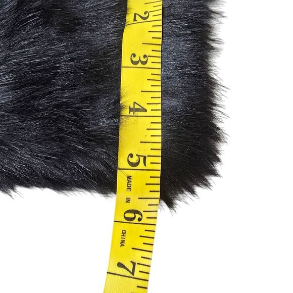 UF Unreal Fur Black Faux Fur Scarf Thread-Through Stole Modacrylic Vegan Luxury - Picture 5 of 7